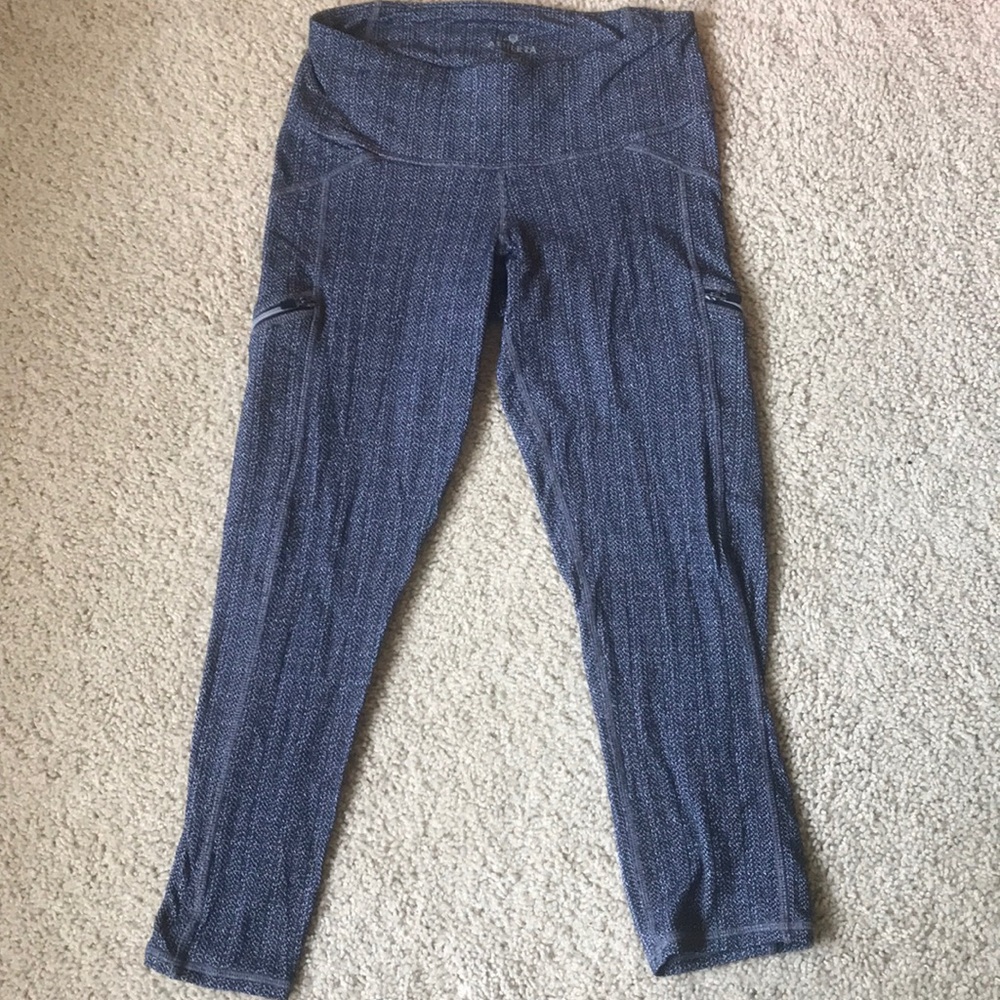 Athleta XS crop leggings